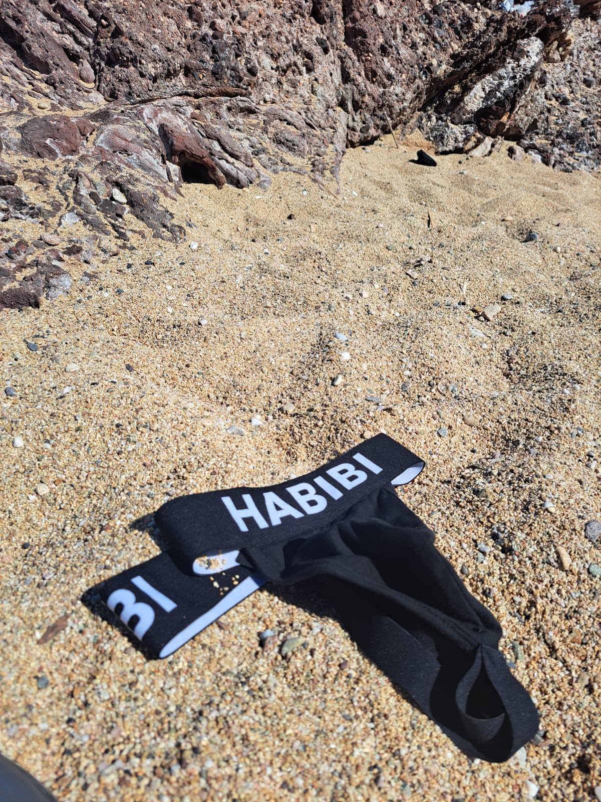 What Does "Habibi" Mean? A Guide to the Popular Arabic Term Habibi Plz